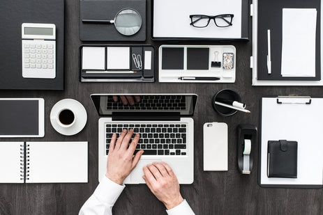 TIRED OF DISORGANIZED DESK? THIS IS HOW YOU CAN ORGANIZE YOUR DESK